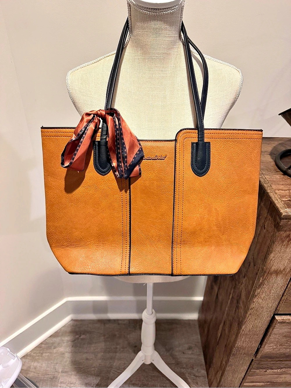 Montana West brown& Black Tote